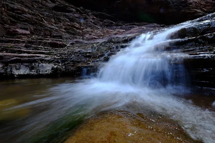 太行泉城美丽邢台高山飞瀑老龙潭