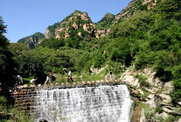太行泉城美丽邢台高山飞瀑老龙潭