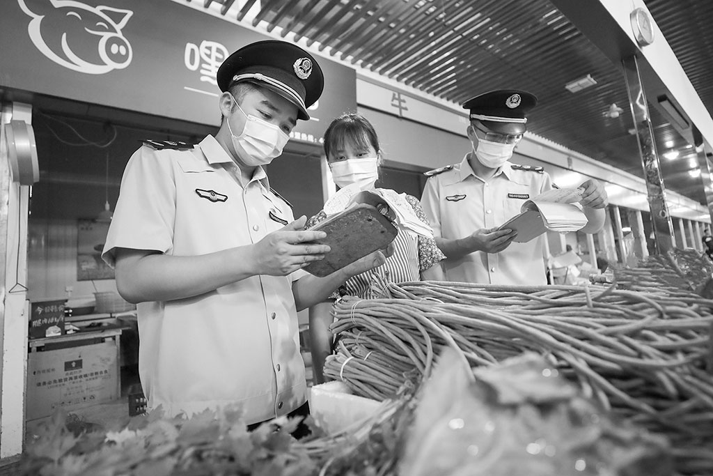 孙建新 佘惠敏 文/摄