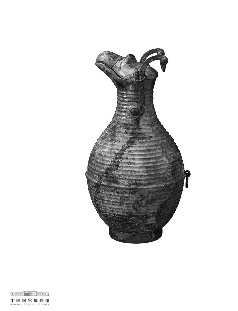 鹰首形盖提梁壶_新浪财经_新浪网