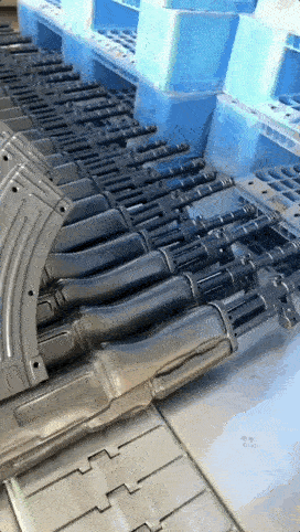 流水线生产，每把AK至少都得50度