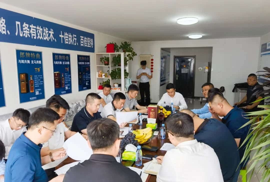 厂商沟通,面对面交流,现场为商家朋友解决问题