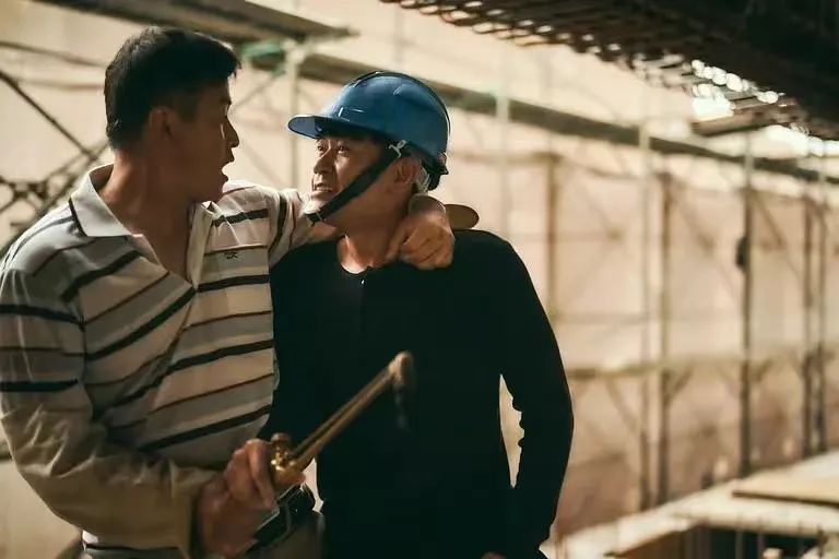 写出爆款剧的他,认为打工最实在