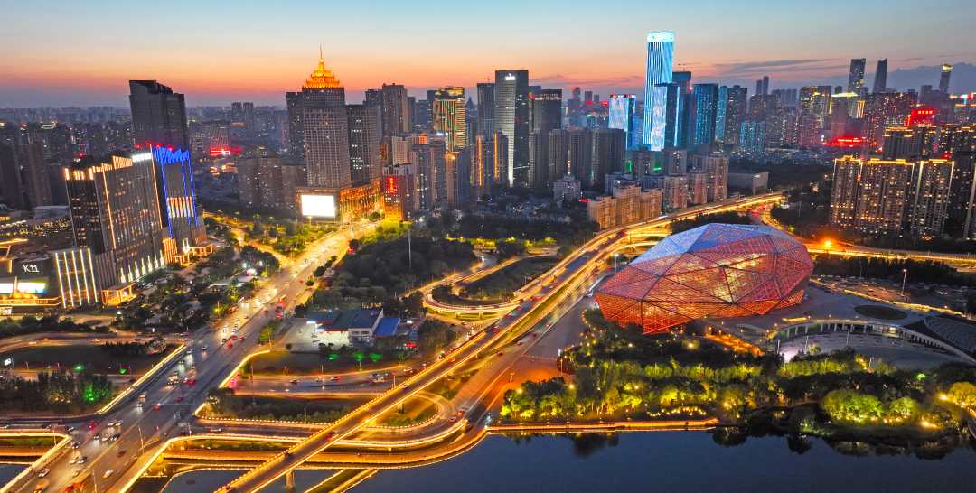 俯瞰沈阳城市夜色. 新华社记者 杨青摄