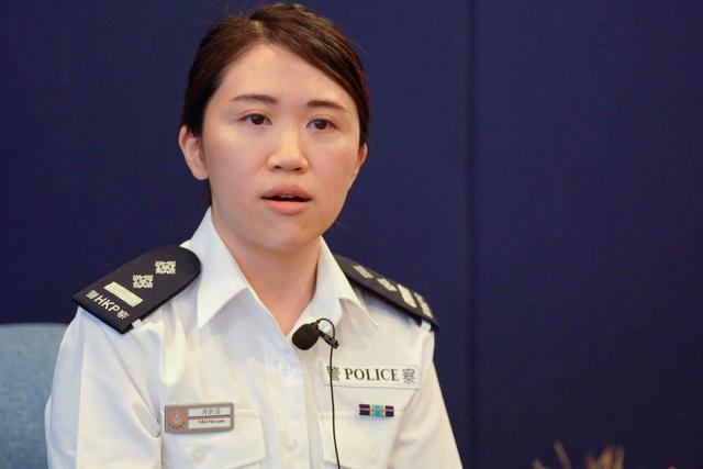 香港警务处支援科高级督察游凯茵接受采访(4月19日摄).
