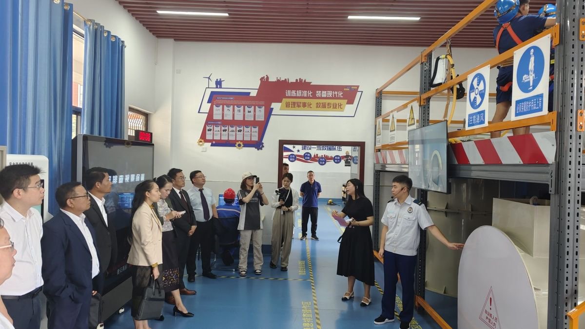 老挝安监执法人员在广西参加安全生产执法培训