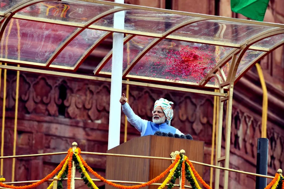 2022年8月15日,印度总理莫迪在德里出席独立日庆祝活动时发表讲话.