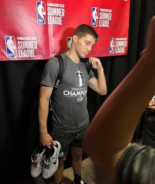 官方：掘金與後衛科林-吉萊斯皮簽下一份雙向合同_手機新浪網