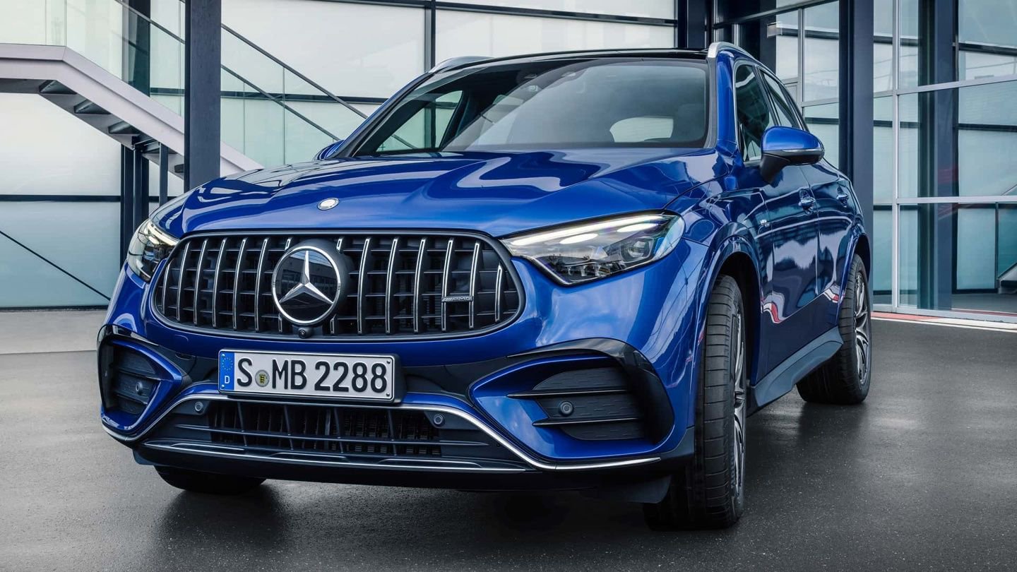 梅赛德斯奔驰推出新款 AMG GLC 旗舰 SUV 车型：功率可达 671 马力