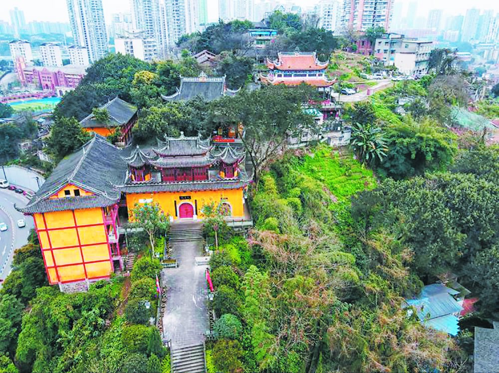 凤凰山上的凤凰寺