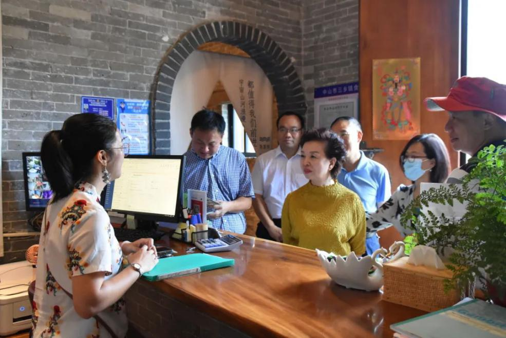 调研全国乡村治理示范村雍陌村