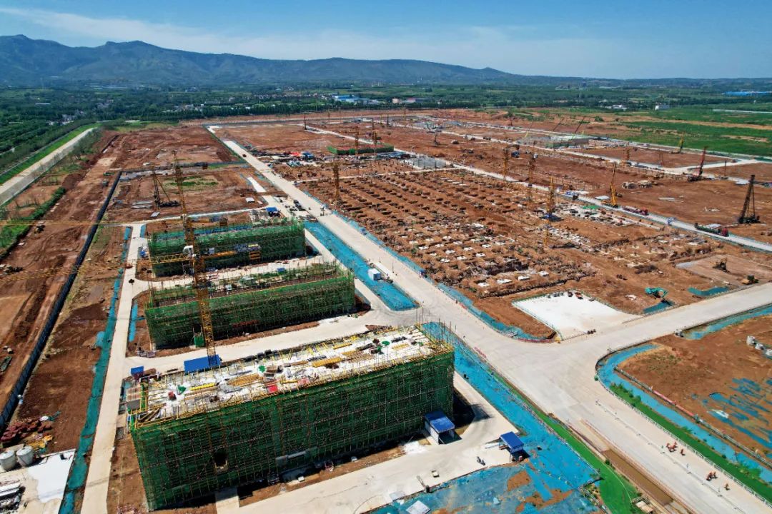 经济总量一万亿元_北京各市区GDP分布!