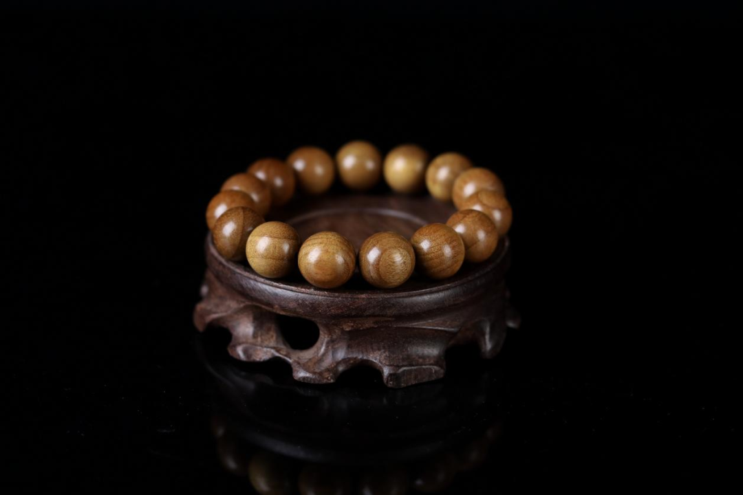 号称"帝王之木"的金丝楠手串,佛系于手,祈福安康,吉事连连|金丝楠木