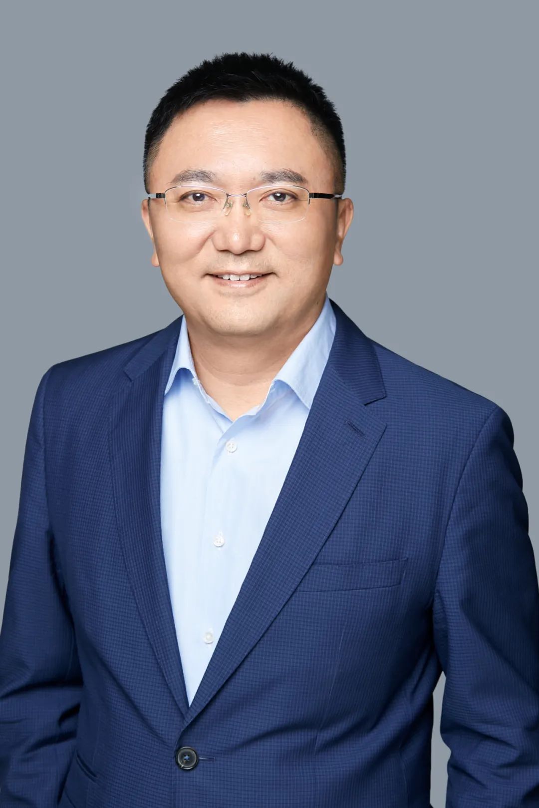 北京梅赛德斯-奔驰销售服务有限公司高级执行副总裁张焱先生