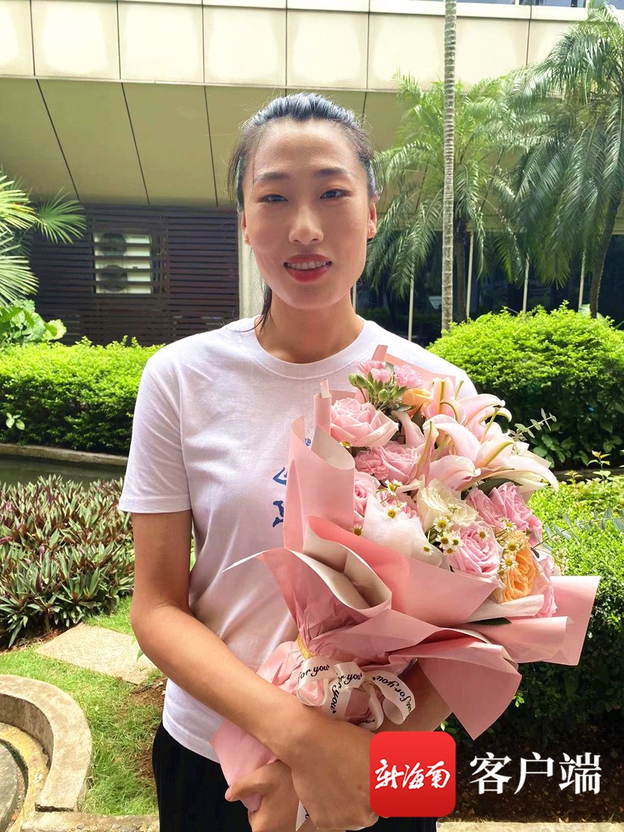 中国女排名将刘晏含.记者陈望 摄