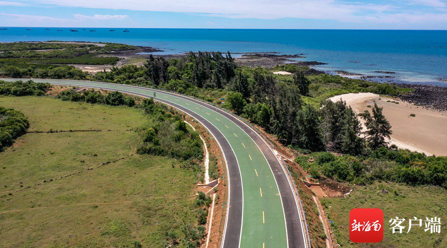 沿着环岛旅游公路儋州峨蔓段 看美景如画