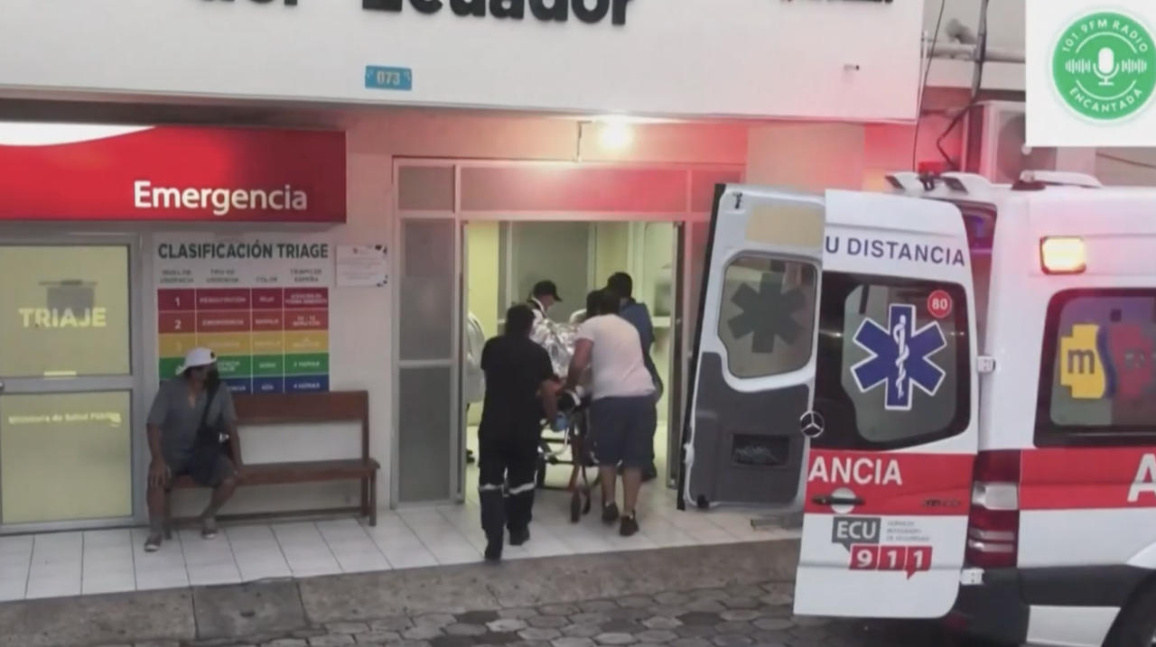 ▲阿克塞尔被送进医院