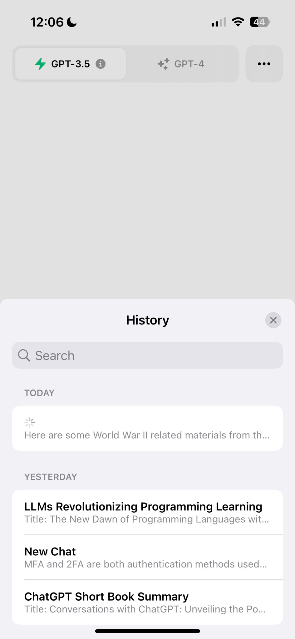 iOS 系统 ChatGPT app 的「历史搜索栏」。
