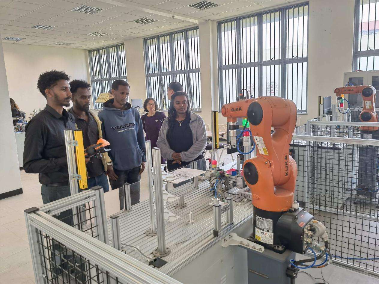 王传军摄/光明图片