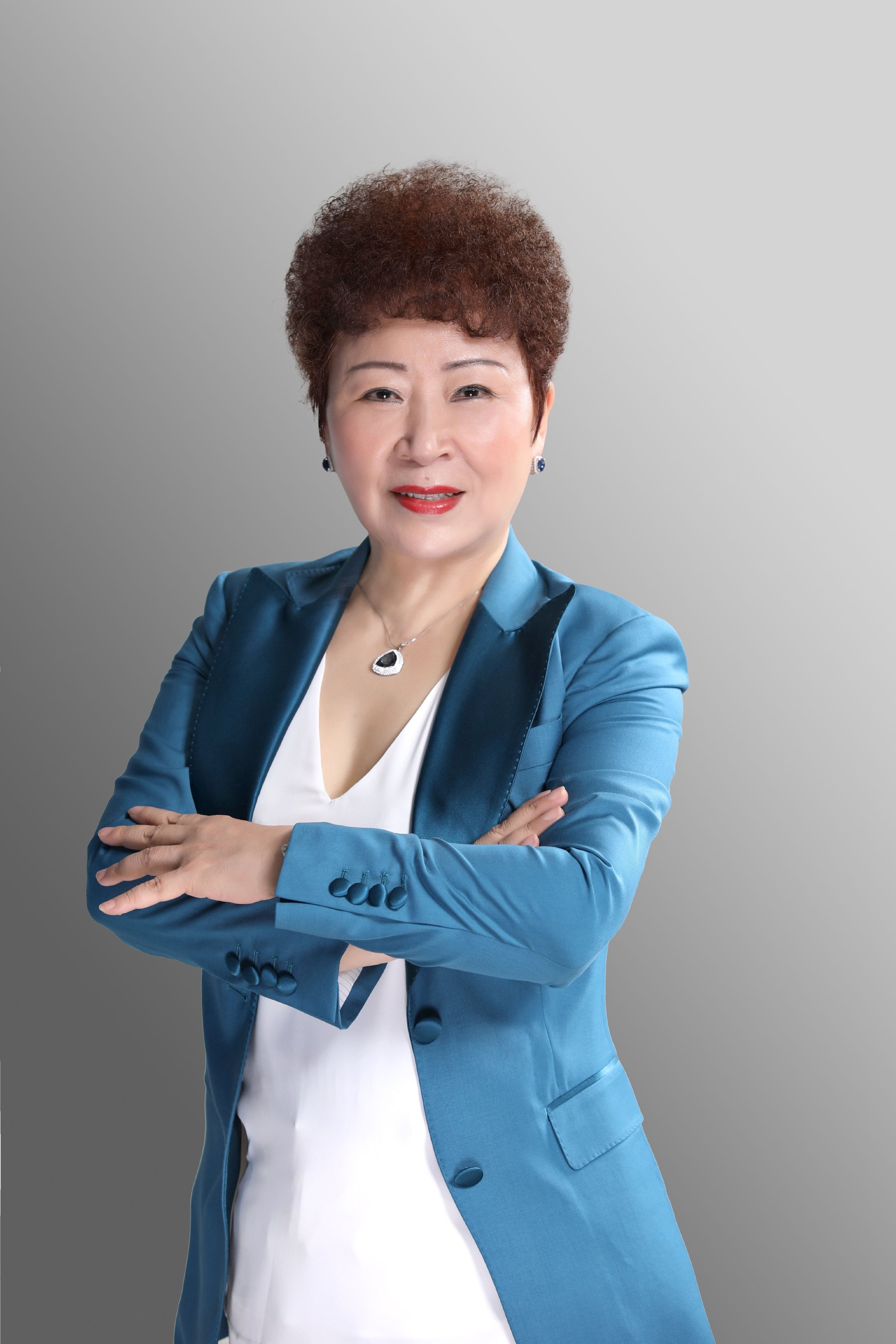 红旗连锁董事长曹世如充分发挥零售龙头企业优势积极助力成都大运会