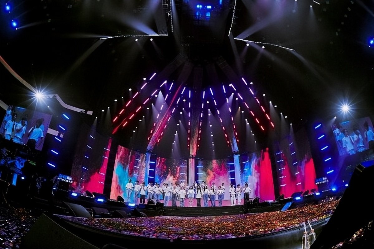 《2023乐华家族演唱会》星光闪耀银河综艺馆|澳门_新浪财经_新浪网