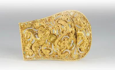 累丝镶宝八龙纹金带扣.