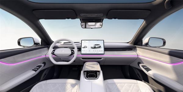 扶光美学加持，长安启源首款车型亮相