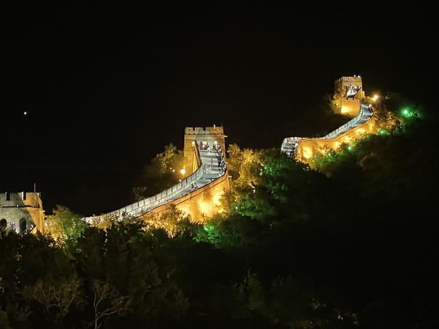 八达岭夜长城.新京报记者 赵利新 摄
