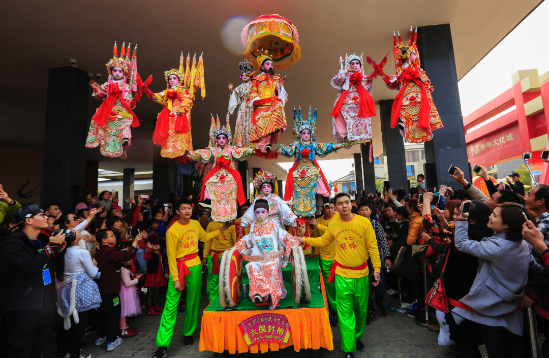 吴川飘色 宁川河&nbsp;摄
