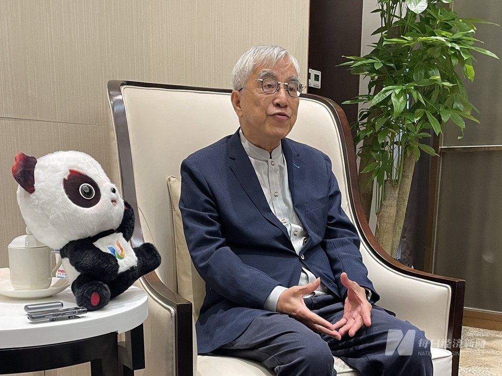 中国科学院院士,暨南大学粵港澳中枢神经再生研究院院长苏国辉 每经