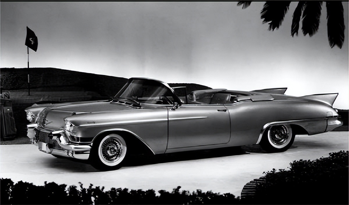 (凯迪拉克eldorado brougham)