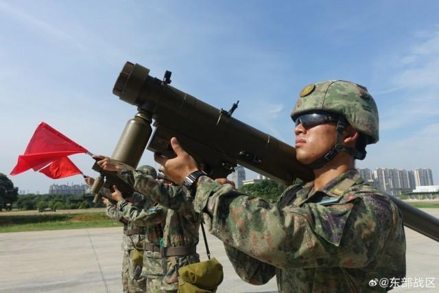 东部战区空军某基地组织便携式防空导弹射手集训|东部战区_新浪财经