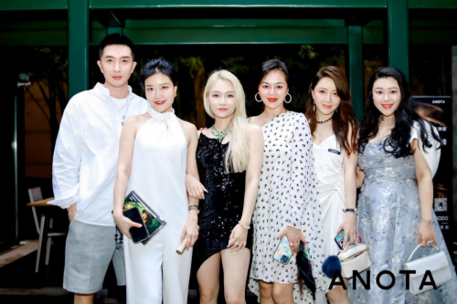 anota品牌创始人浦奕柳:27岁生日戴189克拉珠宝!做宠爱自己的芭比!