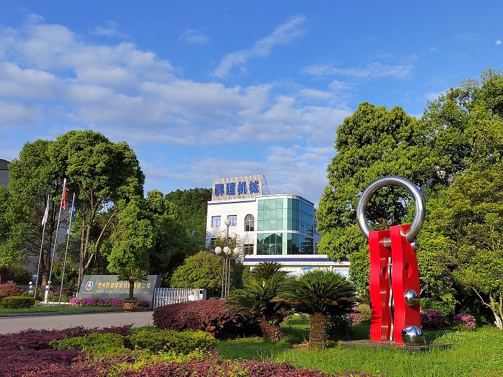 贵州群建精密机械有限公司厂区（企业供图）