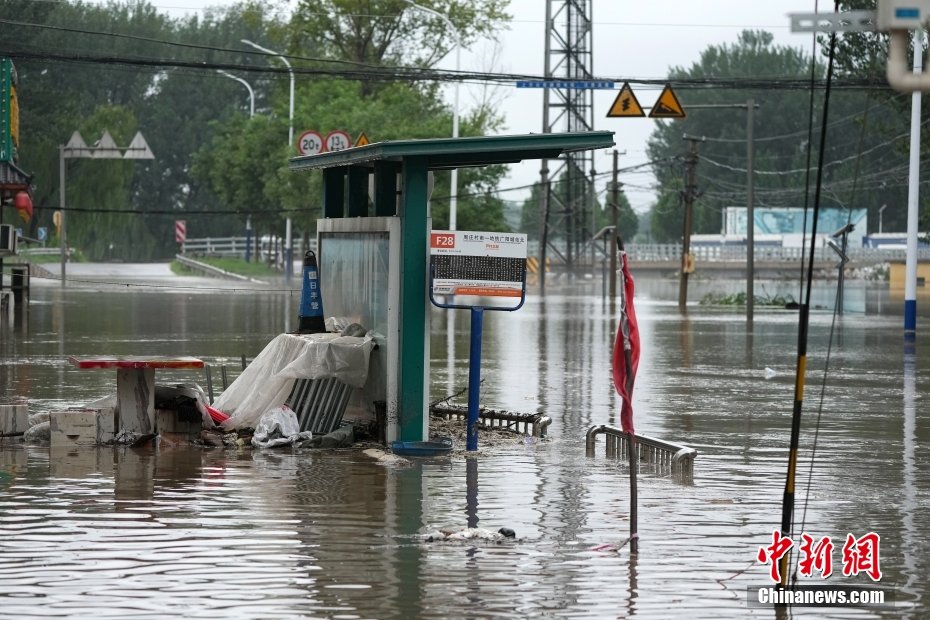 "疯狂倾倒"70多小时,京津冀这场雨到底有大|北京市_新浪财经_新浪网