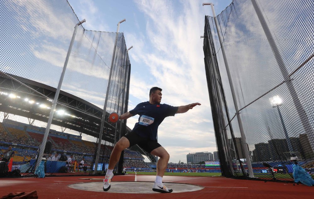 邢家栋在成都大运会男子铁饼比赛中.新华社记者 邓华 摄