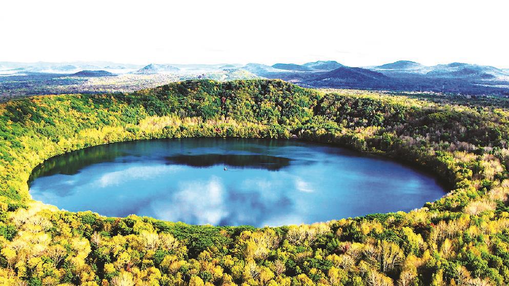 吉林四海龙湾玛珥湖.(韩永明团队提供)