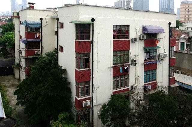 复兴中路这座"工字型"的老建筑,你知道它是什么建筑风格吗?