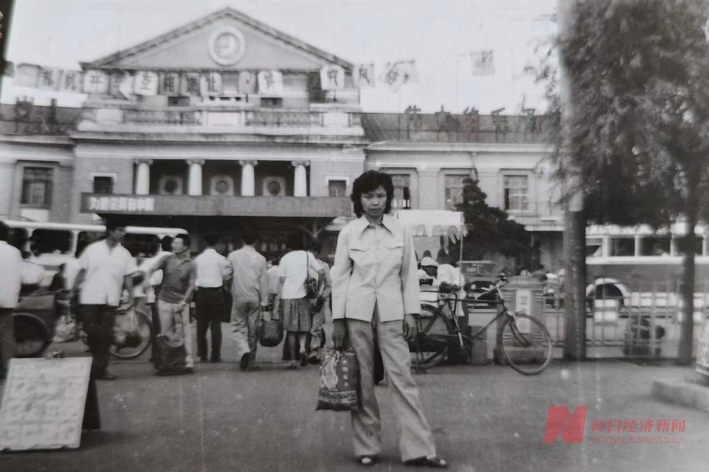 ▲东北人的老照片 每经记者 杨卉 翻拍