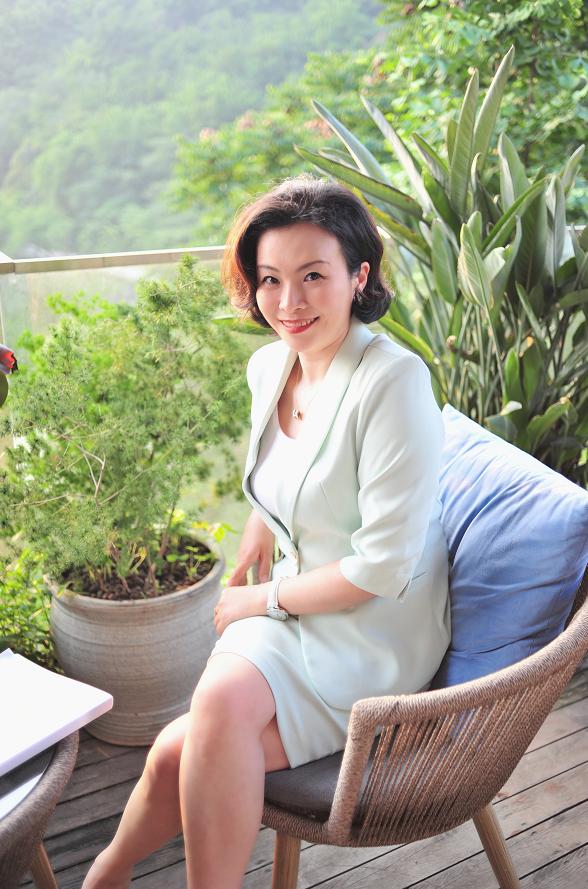 文学新征程丨冯茜:人生是一首长诗|诗歌_新浪财经_新浪网