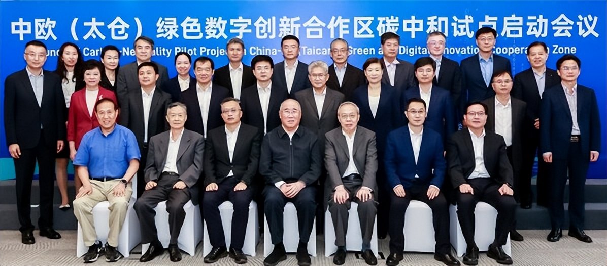 职场领导关系处理技巧 老领导带见现任领导是否合适