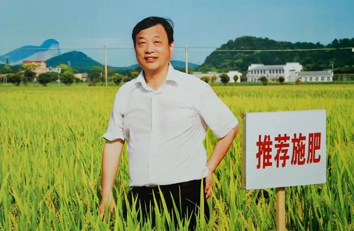 中共中央组织部联合民政部,农业农村部对2025年换届选举人类的规定是什么时间