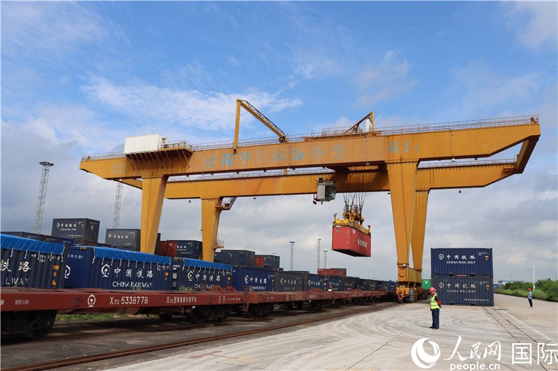 图为广西南宁国际铁路港.人民网记者 苑基荣摄