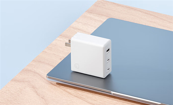 169元联想小新105w三口氮化镓适配器开售3设备同时充