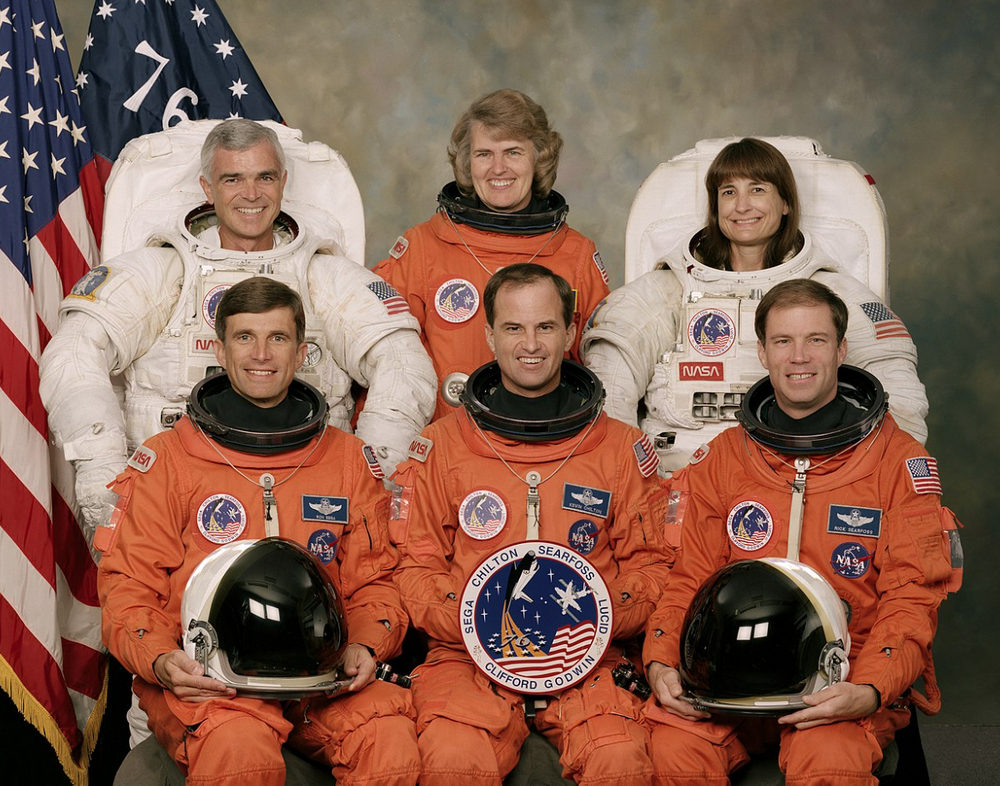 （左上为迈克尔·克利福德，着手：NASA）