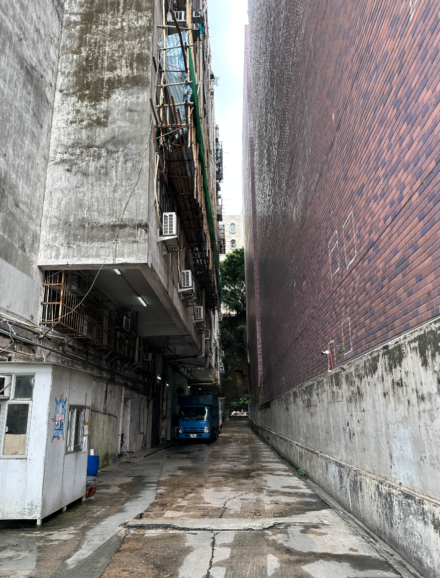 （紧挨亲海駅II的居民楼）&nbsp;