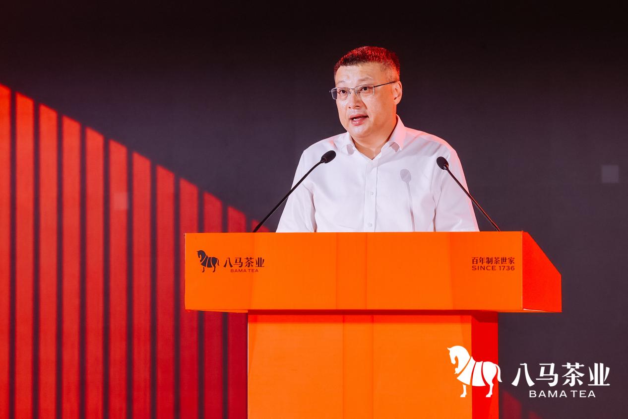 图为安溪县委书记吴毓舟