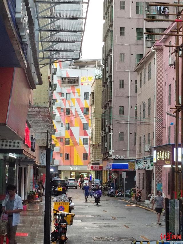 资料图。深圳以市场化力量参与城中村规划改造，图为某企业参与集中改造的城中村。图据红星新闻