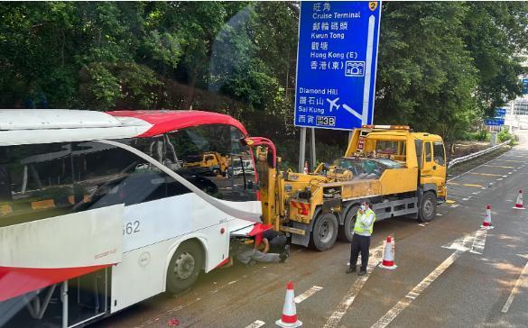 香港巴士车祸图片