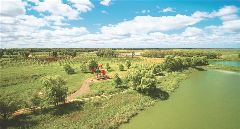 大庆油田老虎山生态美景.